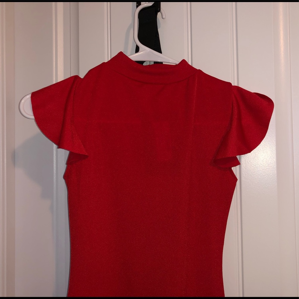 PRETTY LITTLE THING RED DRESS - Picture 2 of 4